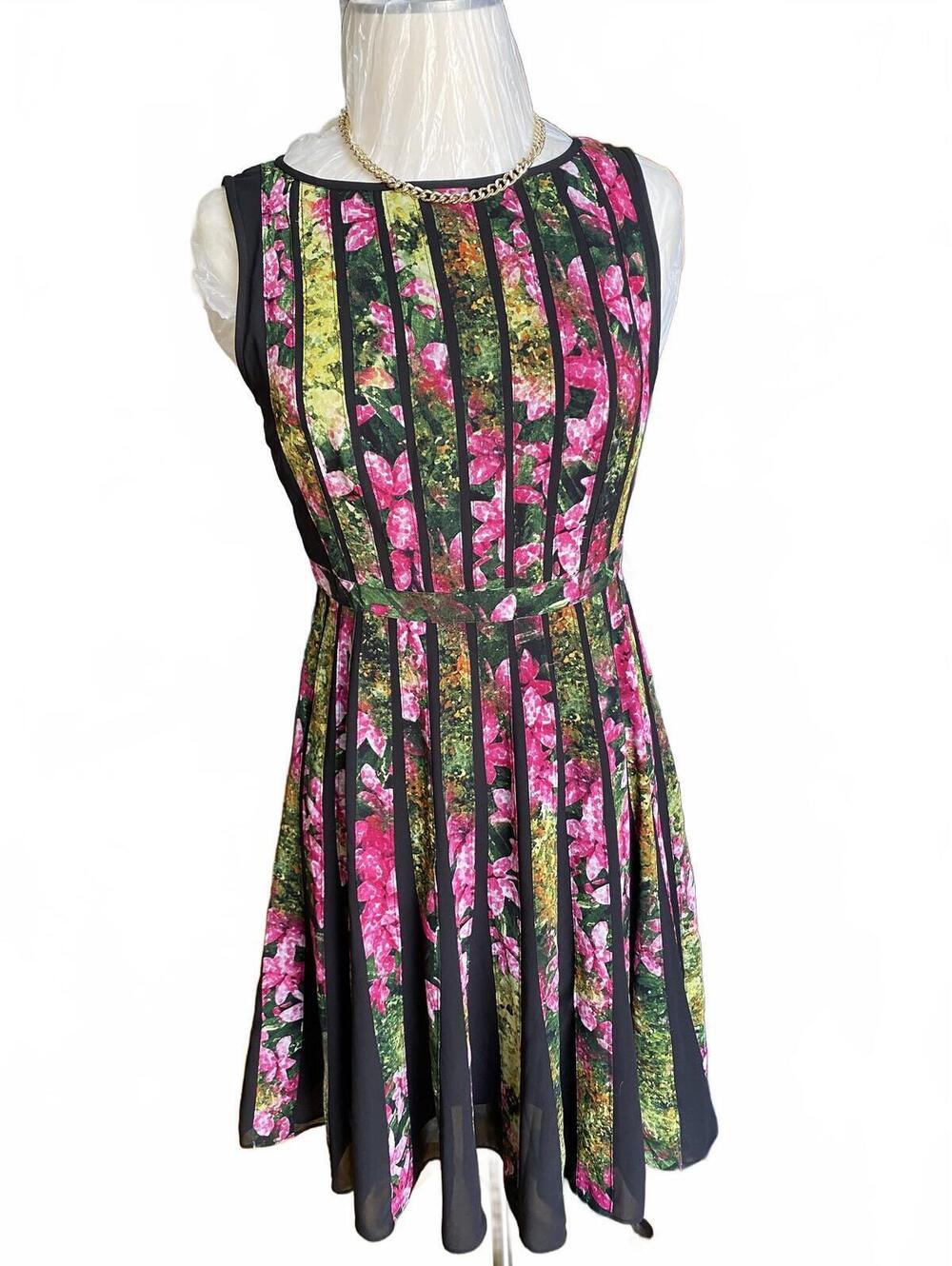Adrianna Papell Petite 8P Sleeveless Floral Pleated Dress